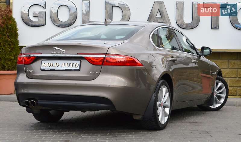 Седан Jaguar XF 2016 в Одессе