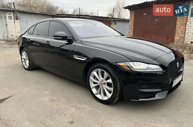 Седан Jaguar XF 2016 в Житомирі