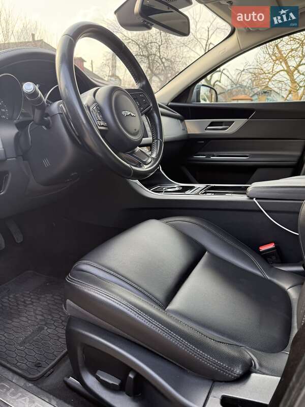 Седан Jaguar XF 2016 в Києві фото 6 Седан Jaguar XF 2016 в Києві