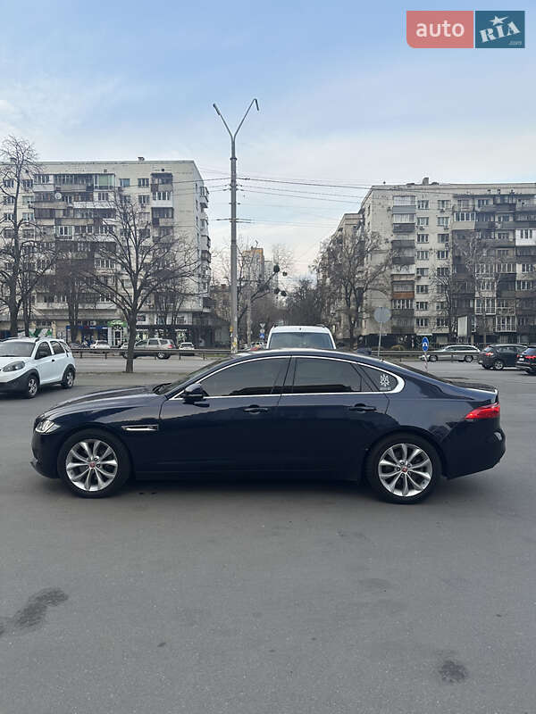 Jaguar XF 2017