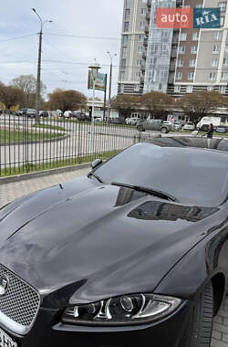 Седан Jaguar XF 2014 в 