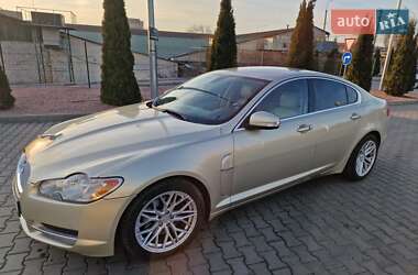 Седан Jaguar XF 2008 в 