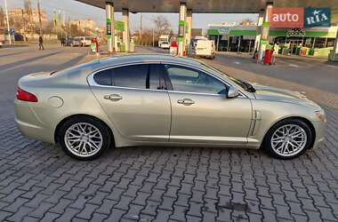 Седан Jaguar XF 2008 в 