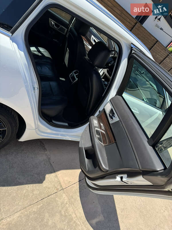 Универсал Jaguar XF 2014 в Черновцах фото 11 Универсал Jaguar XF 2014 в Черновцах