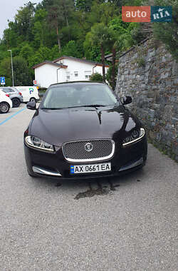Седан Jaguar XF 2013 в Киеве