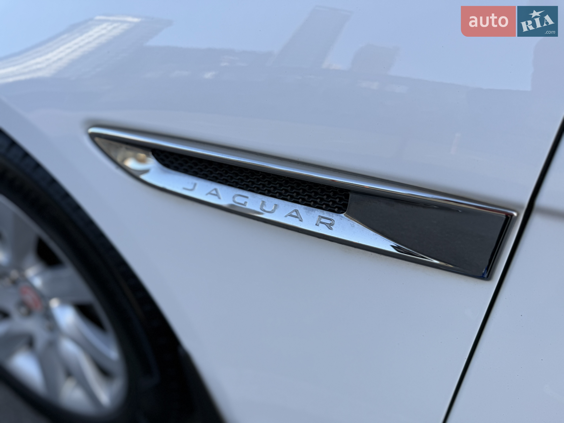 2017 Jaguar XF - мініатюра 11