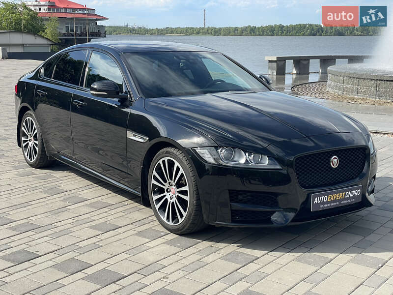 Jaguar XF 2016