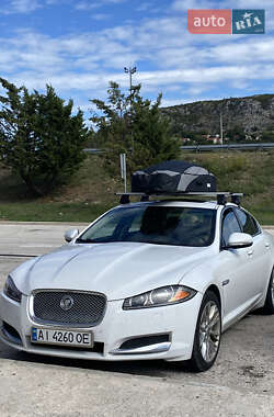 Седан Jaguar XF 2013 в 