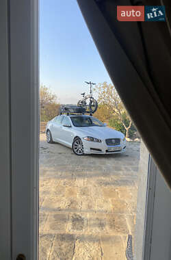 Седан Jaguar XF 2013 в 