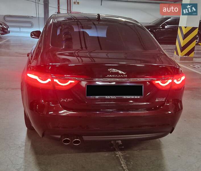 Седан Jaguar XF 2020 в Киеве
