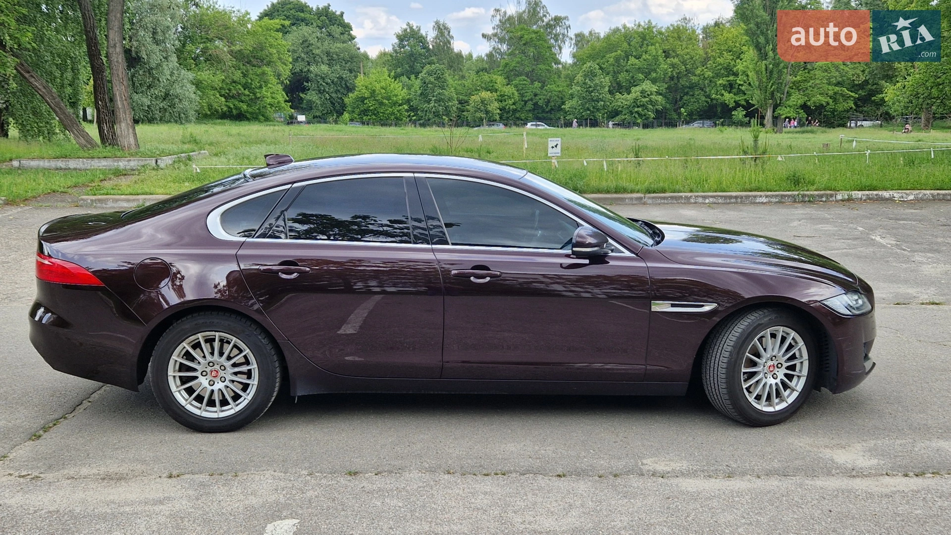2020 Jaguar XF - мініатюра 16