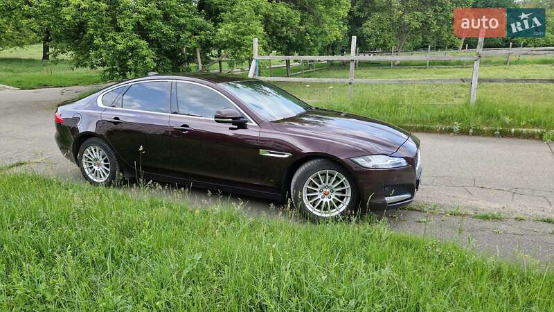 Седан Jaguar XF 2020 в Киеве