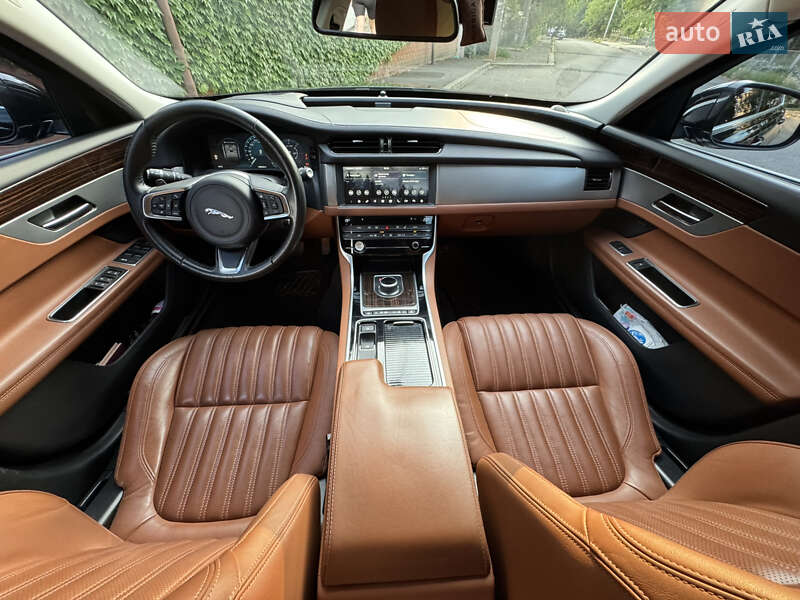 Jaguar XF 2017