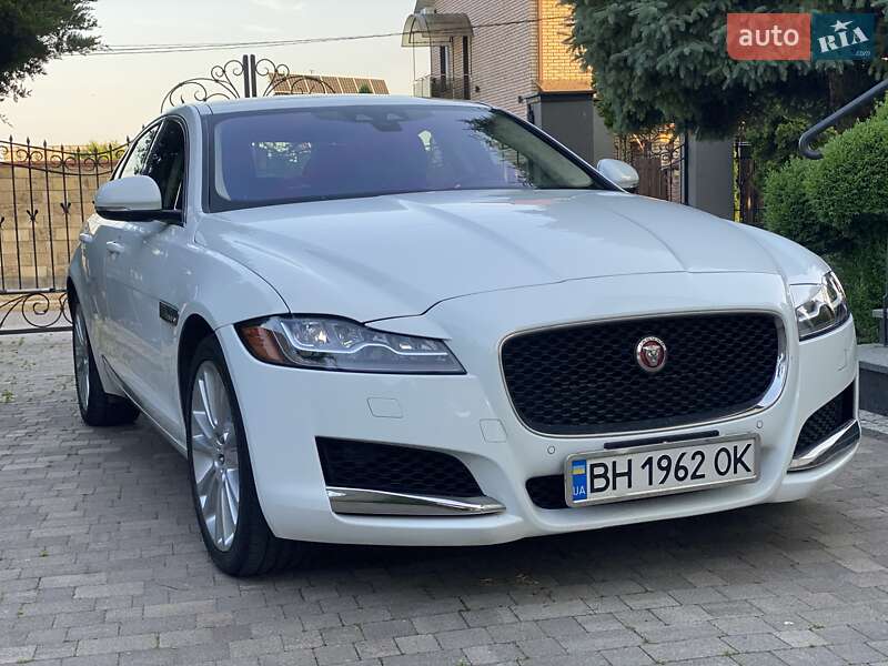 Седан Jaguar XF 2018 в Луцке фото 2 Седан Jaguar XF 2018 в Луцке