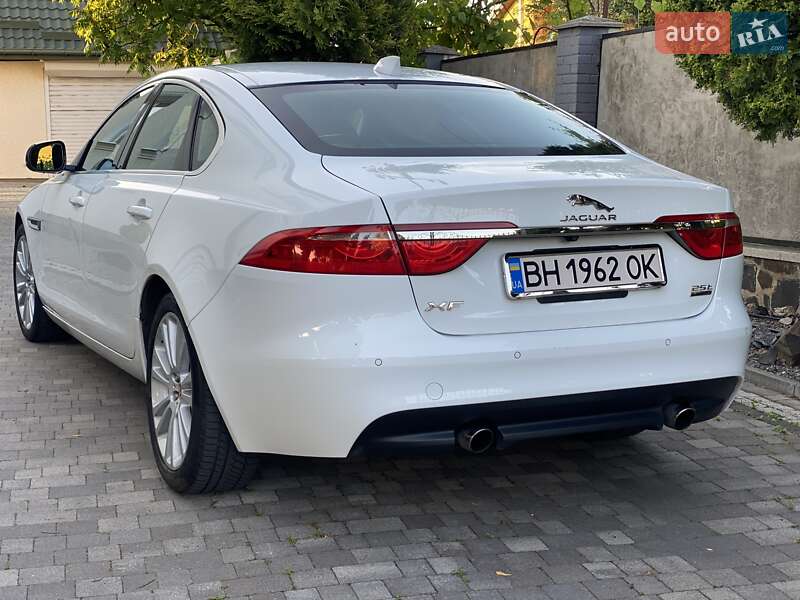 Седан Jaguar XF 2018 в Луцке фото 10 Седан Jaguar XF 2018 в Луцке
