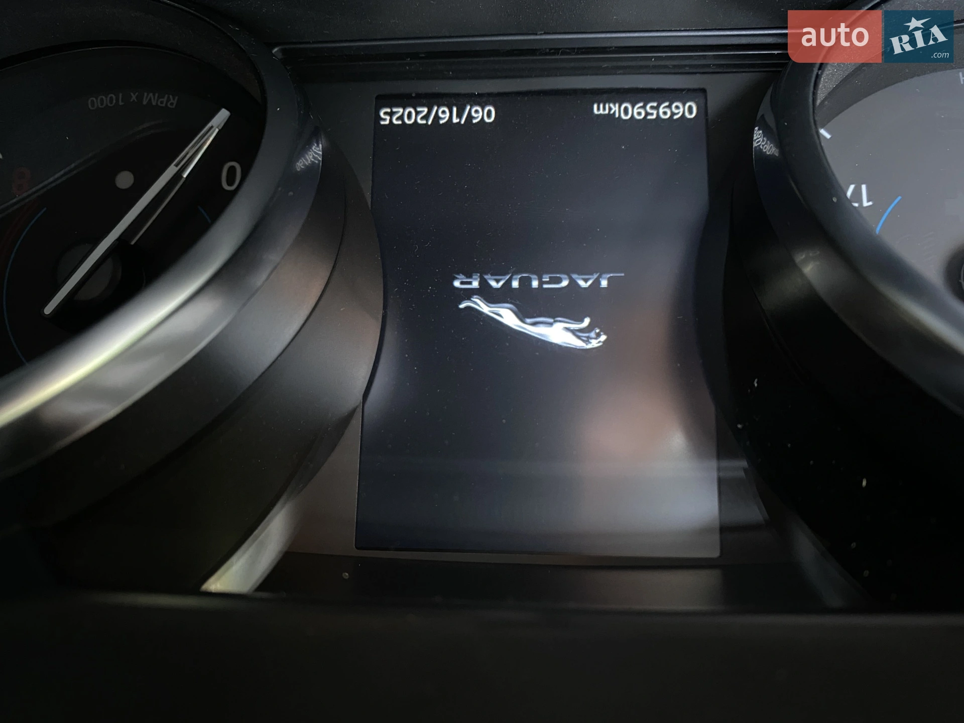 2018 Jaguar XF - мініатюра 16