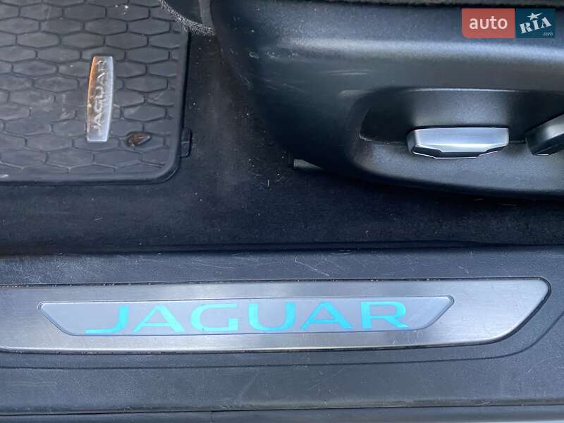 Седан Jaguar XF 2018 в Луцке фото 20 Седан Jaguar XF 2018 в Луцке