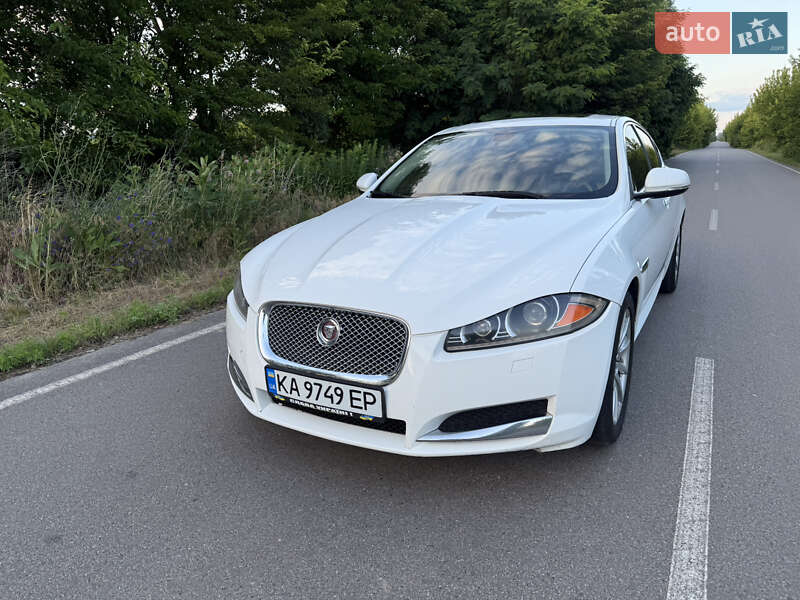 Jaguar XF 2013