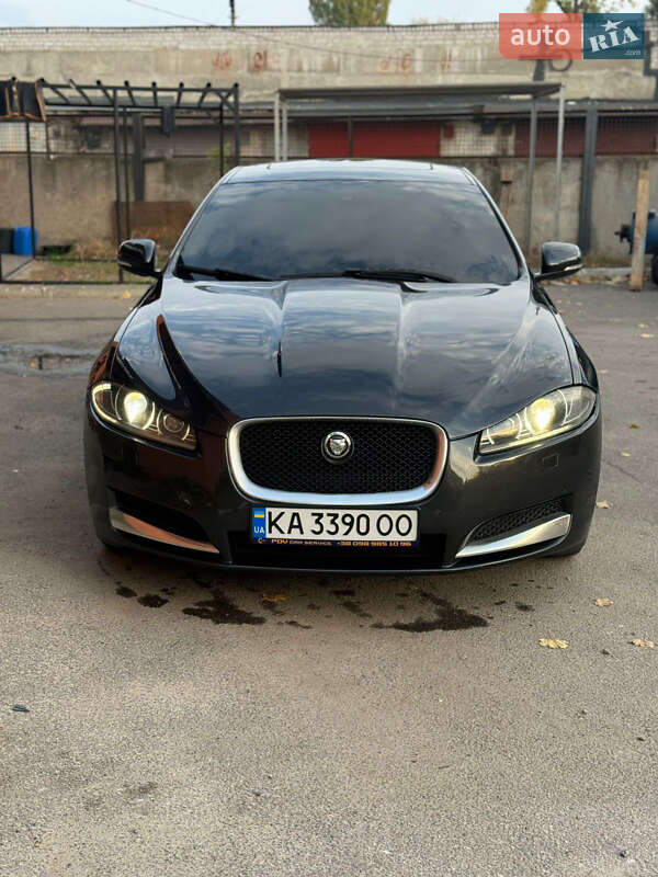 Jaguar XF 2013