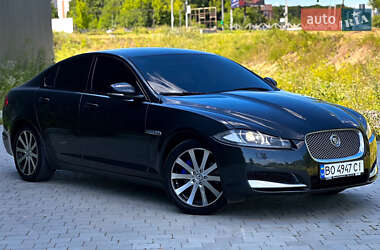 Седан Jaguar XF 2013 в 