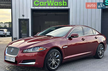 Седан Jaguar XF 2012 в 
