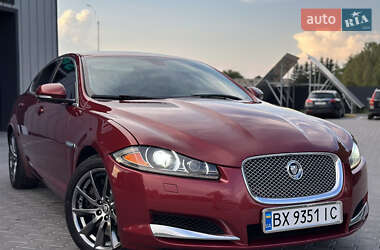 Седан Jaguar XF 2012 в 