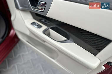Седан Jaguar XF 2012 в 