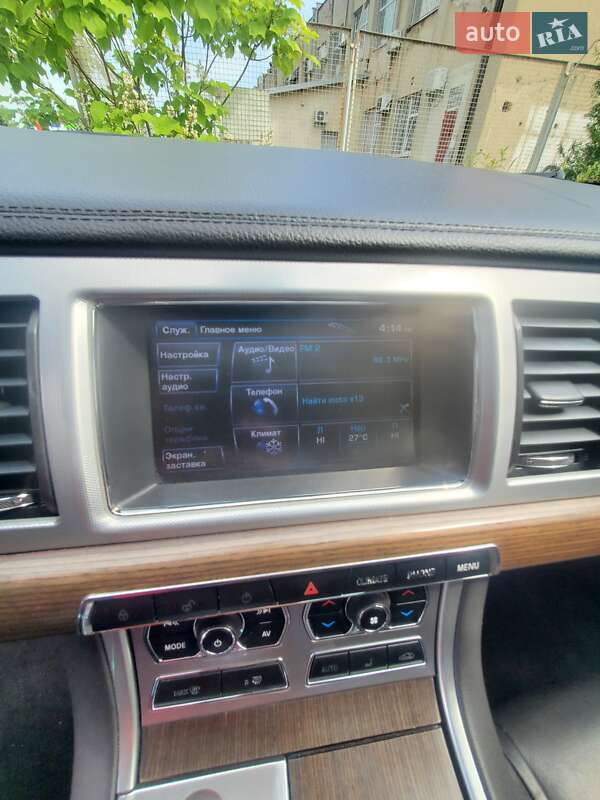 Седан Jaguar XF 2013 в Львове фото 7 Седан Jaguar XF 2013 в Львове
