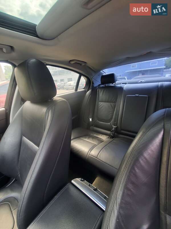 Седан Jaguar XF 2013 в Львове фото 8 Седан Jaguar XF 2013 в Львове