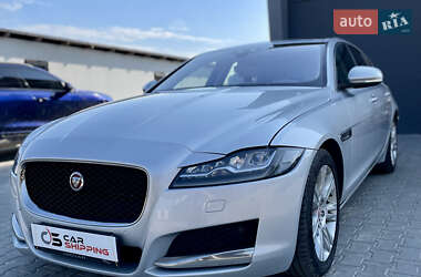 Седан Jaguar XF 2016 в Львове