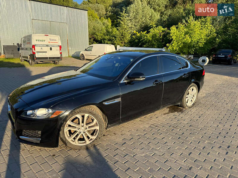 Седан Jaguar XF 2016 в Хмельницькому