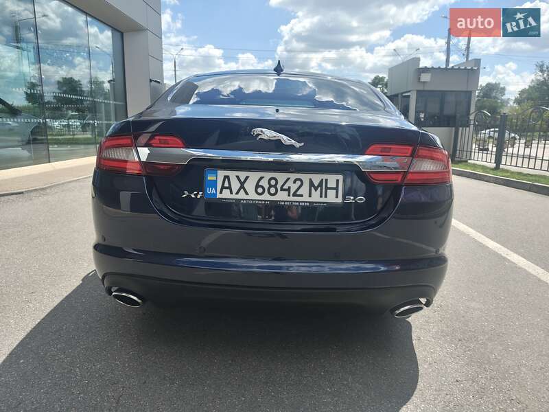 Седан Jaguar XF 2015 в Харькове фото 11 Седан Jaguar XF 2015 в Харькове