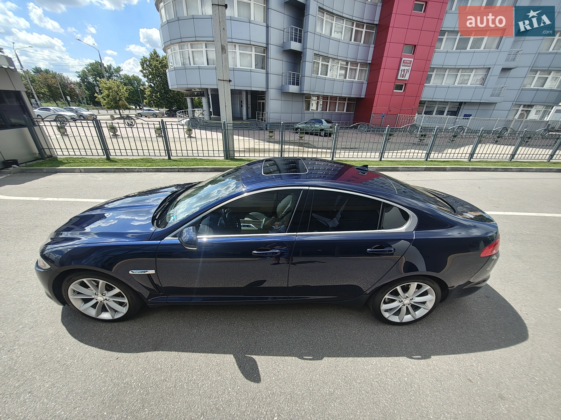 2015 Jaguar XF - мініатюра 20