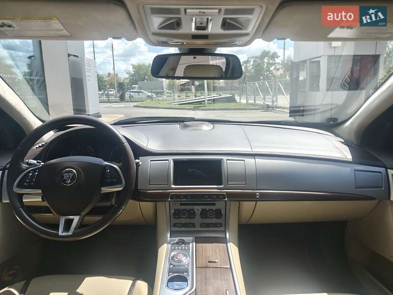 Седан Jaguar XF 2015 в Харькове фото 27 Седан Jaguar XF 2015 в Харькове