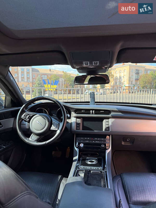 Седан Jaguar XF 2015 в Кривому Розі фото 21 Седан Jaguar XF 2015 в Кривому Розі