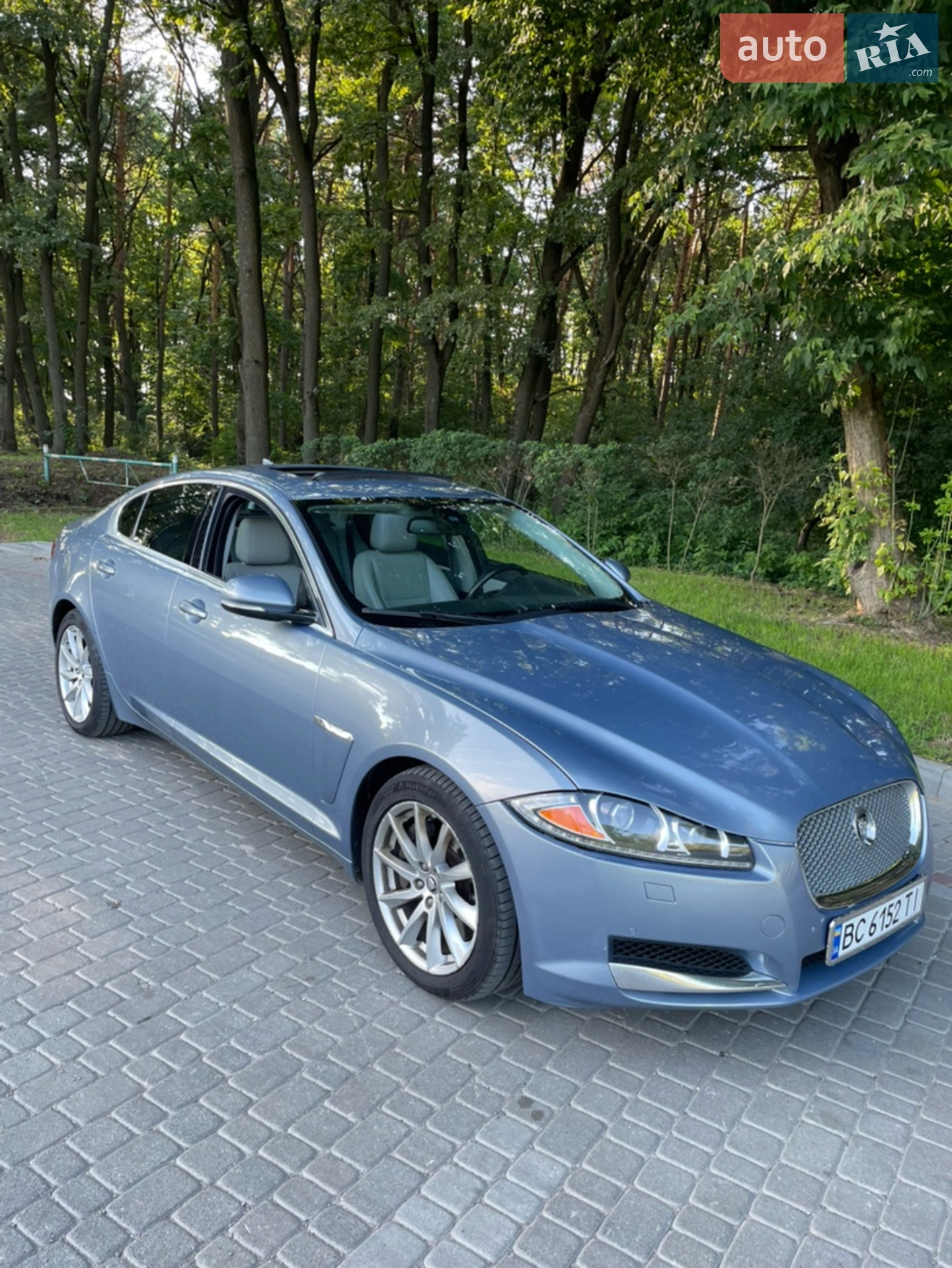 2013 Jaguar XF - мініатюра 4