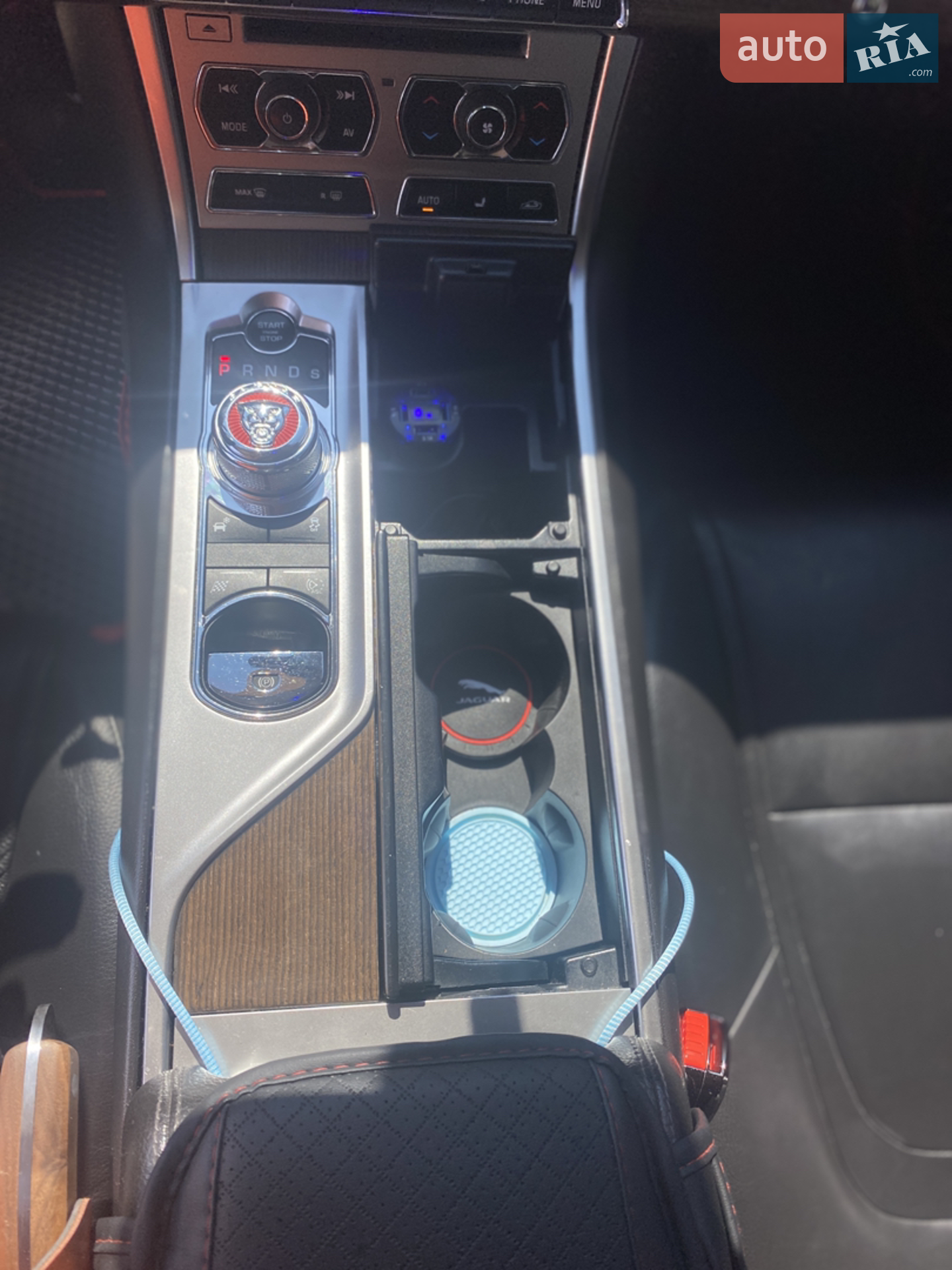2013 Jaguar XF - мініатюра 30