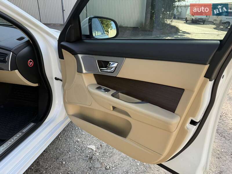 Седан Jaguar XF 2014 в Днепре фото 2 Седан Jaguar XF 2014 в Днепре