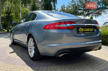 Седан Jaguar XF 2013 в 