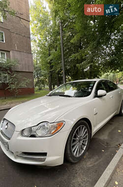 Седан Jaguar XF 2009 в 