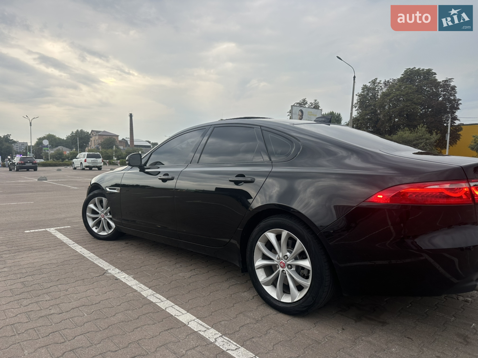 2016 Jaguar XF - мініатюра 5