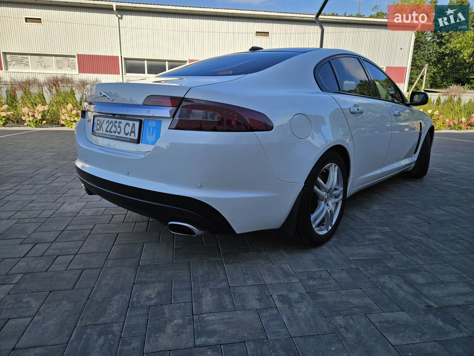 2010 Jaguar XF - мініатюра 22