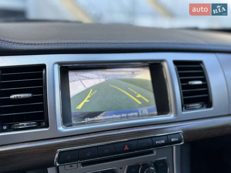 Седан Jaguar XF 2013 в Одессе