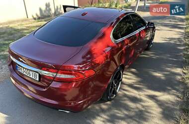 Седан Jaguar XF 2012 в 