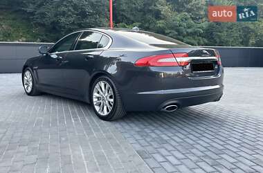 Седан Jaguar XF 2012 в Киеве