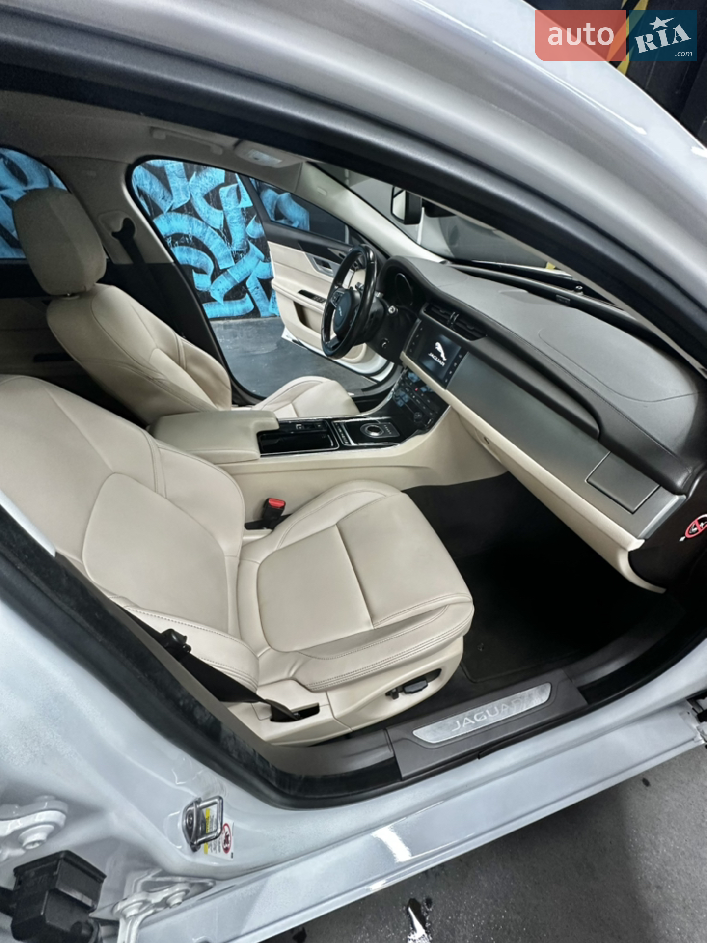 2017 Jaguar XF - мініатюра 43