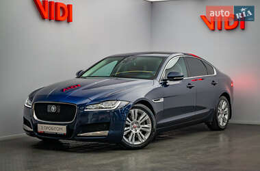 Седан Jaguar XF 2016 в Києві