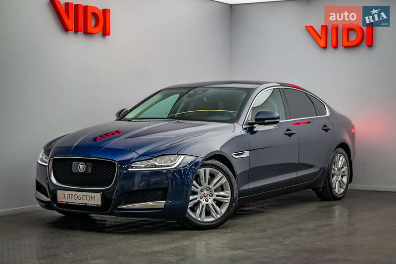 Jaguar XF 2016