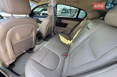 Седан Jaguar XF 2008 в 