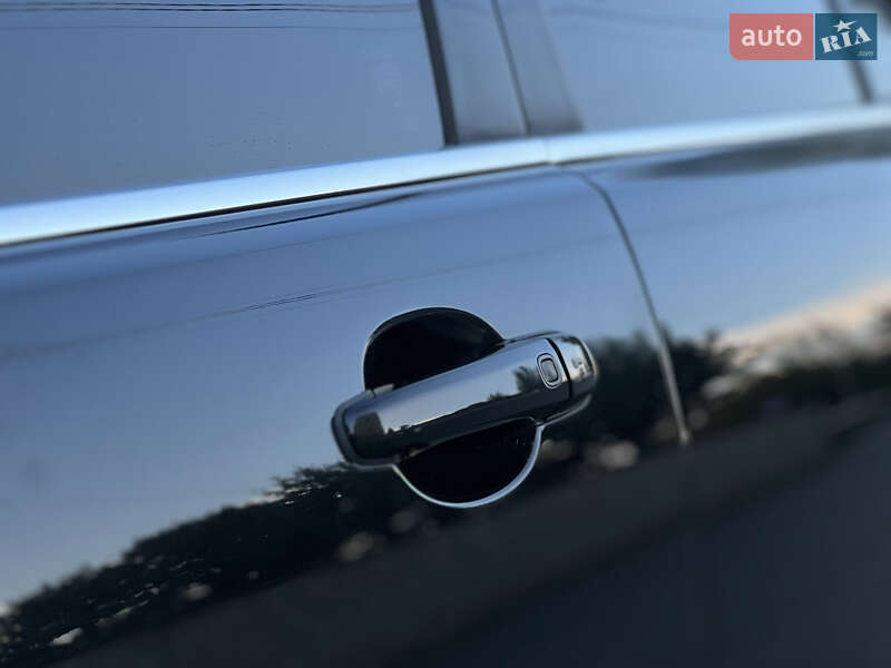 Седан Jaguar XF 2014 в Тернополі